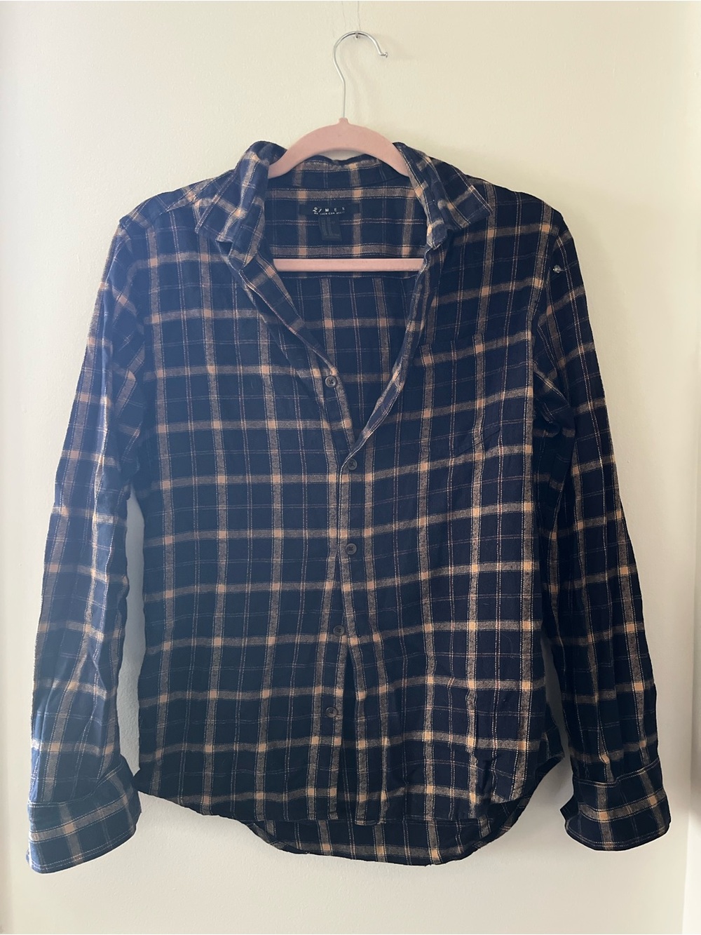 Women Plaid Button-Down Shirt in navy and Tan